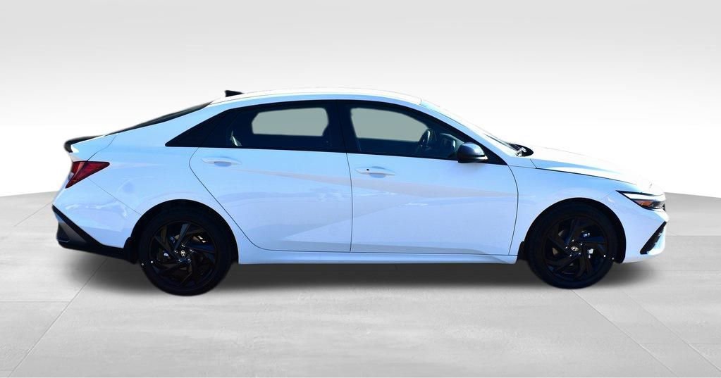 New 2026 Hyundai Elantra Sport image 2