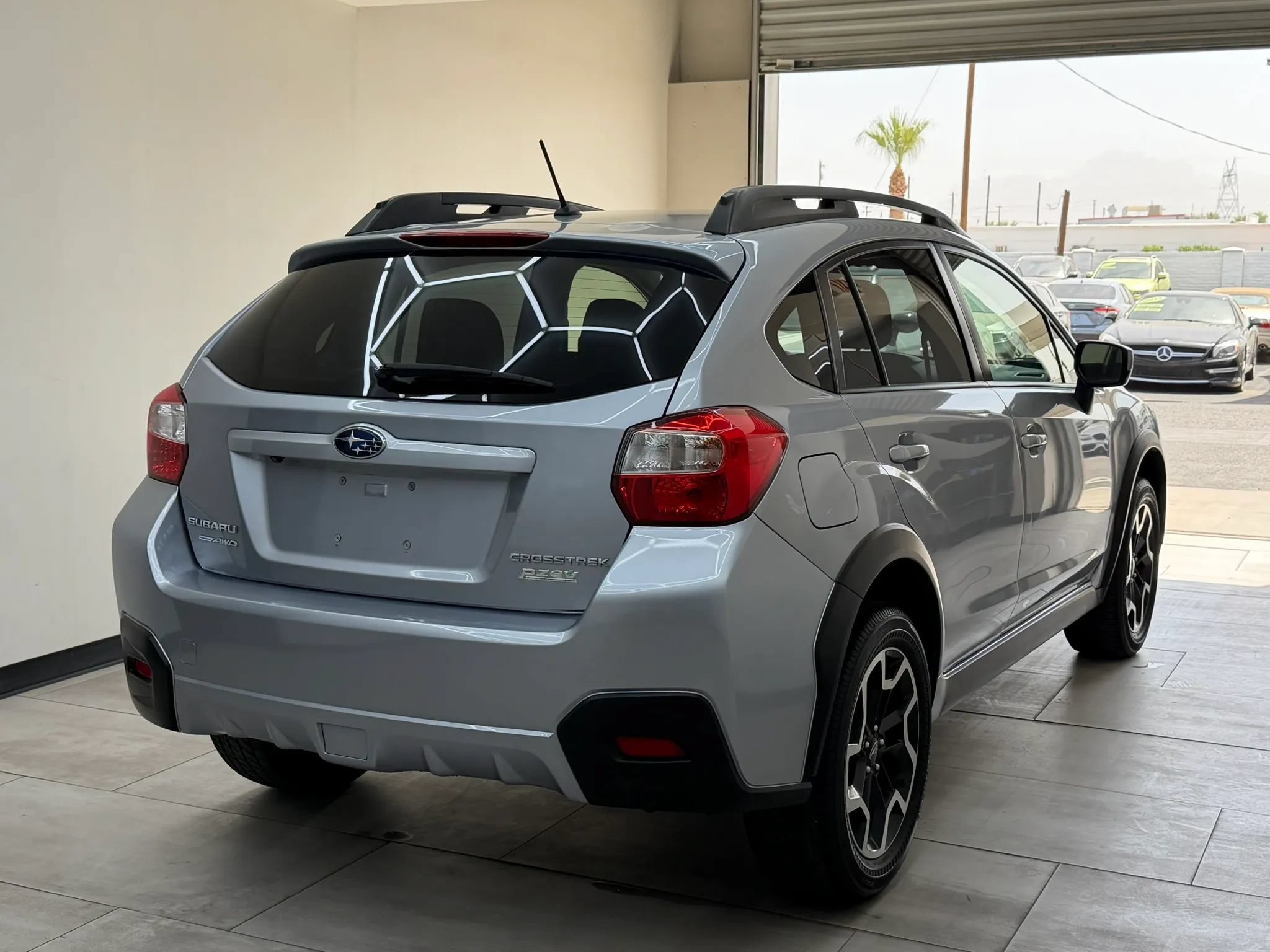 Used 2016 Subaru Crosstrek 2.0i Premium AWD/4WD image 8