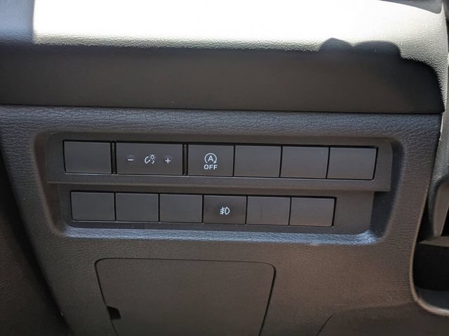 Used 2026 Mitsubishi Outlander ES FWD image 24