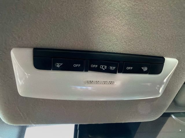 New 2025 Nissan Versa SV w/ Trunk Package image 26