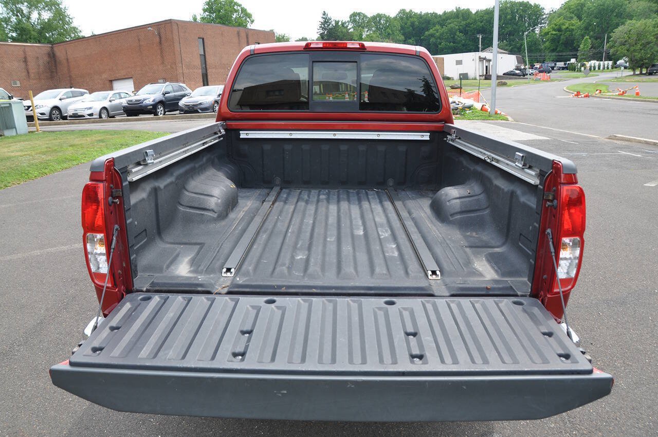 Used 2014 Nissan Frontier SL w/ SL Moonroof Package AWD/4WD image 10