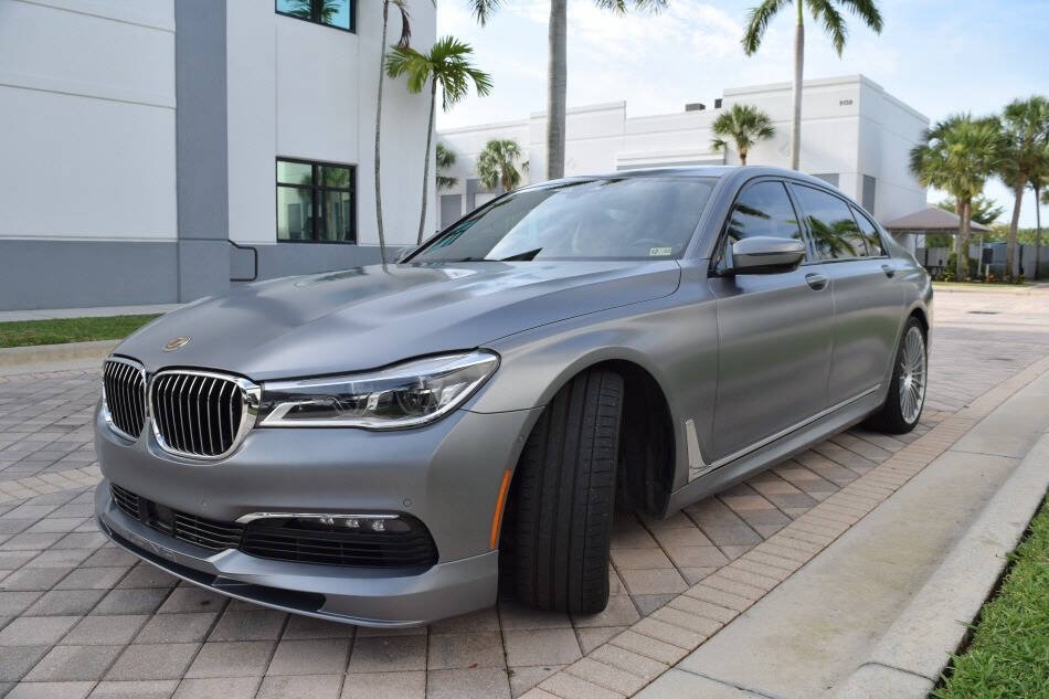 Used 2018 BMW ALPINA B7 xDrive w/ Luxury Rear Seating Package AWD/4WD image 2