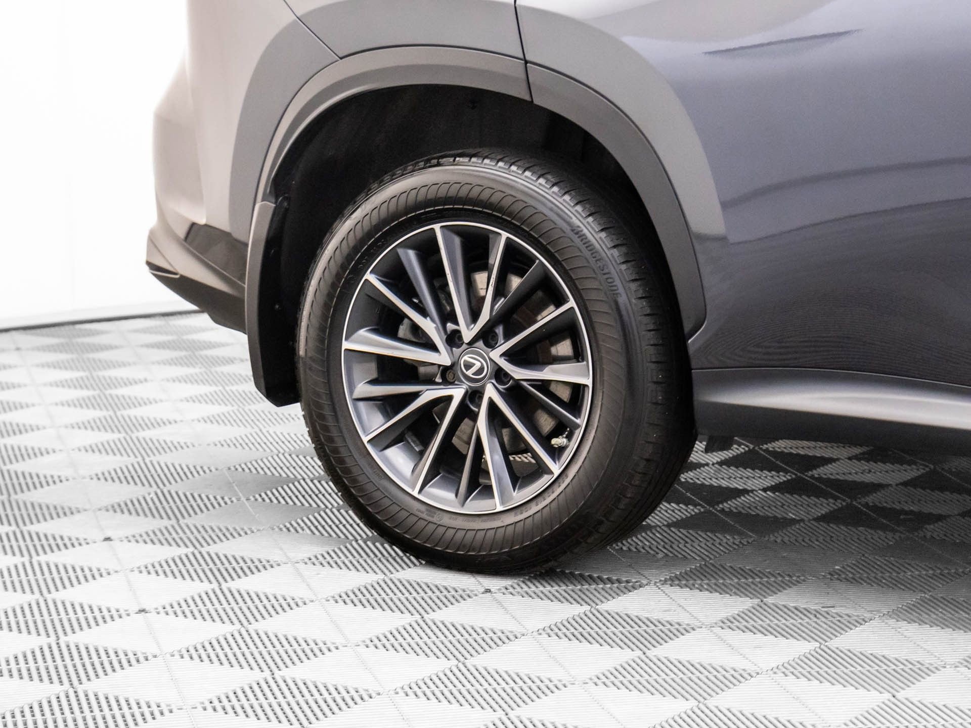 Used 2022 Lexus NX 350h AWD image 36