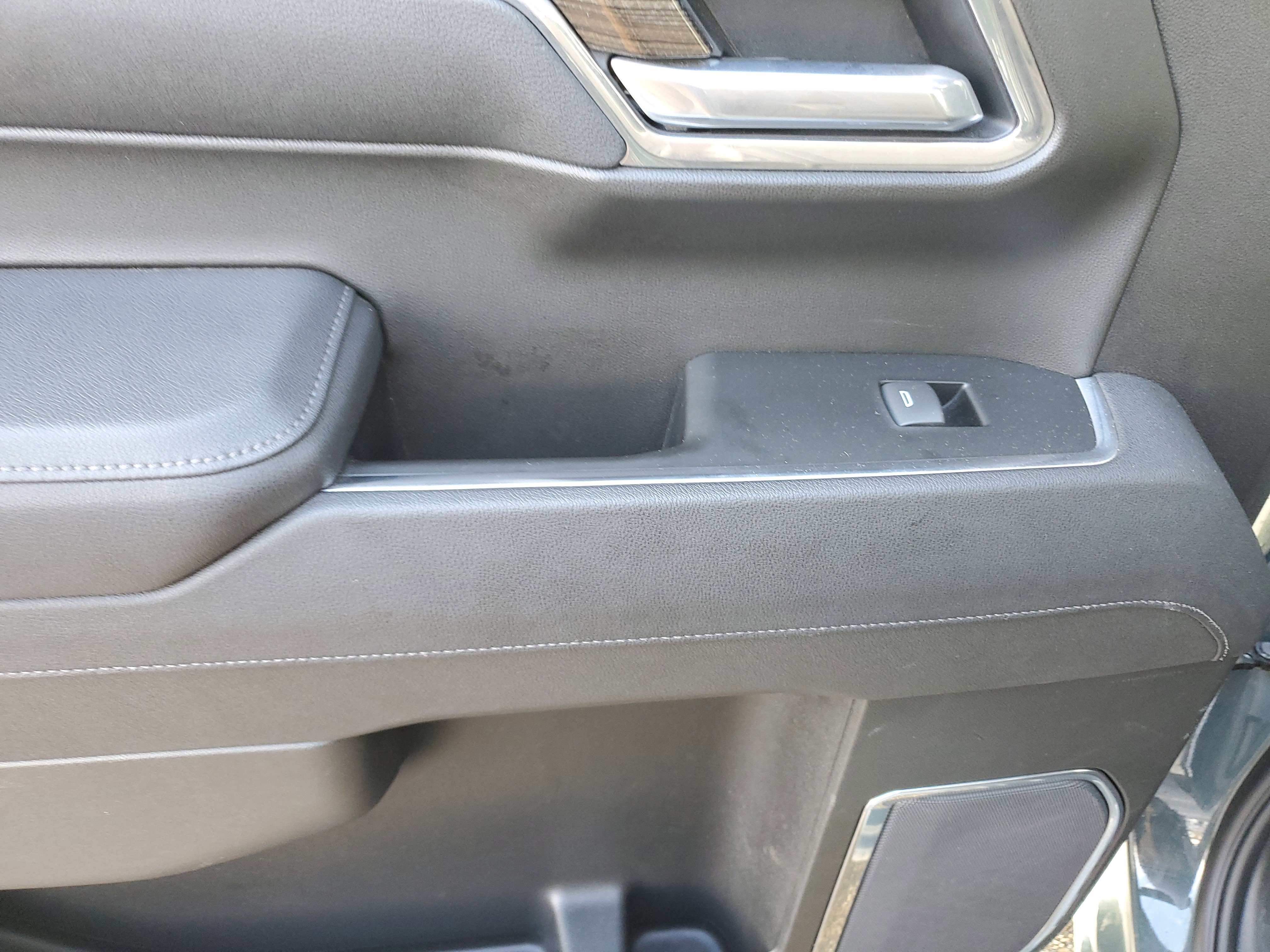 Used 2025 Chevrolet Silverado 1500 LT image 29