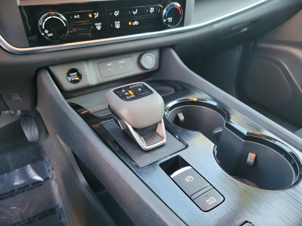 Certified 2025 Nissan Rogue S image 22