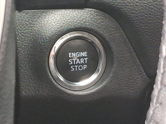 Used 2022 Toyota RAV4 XLE image 22