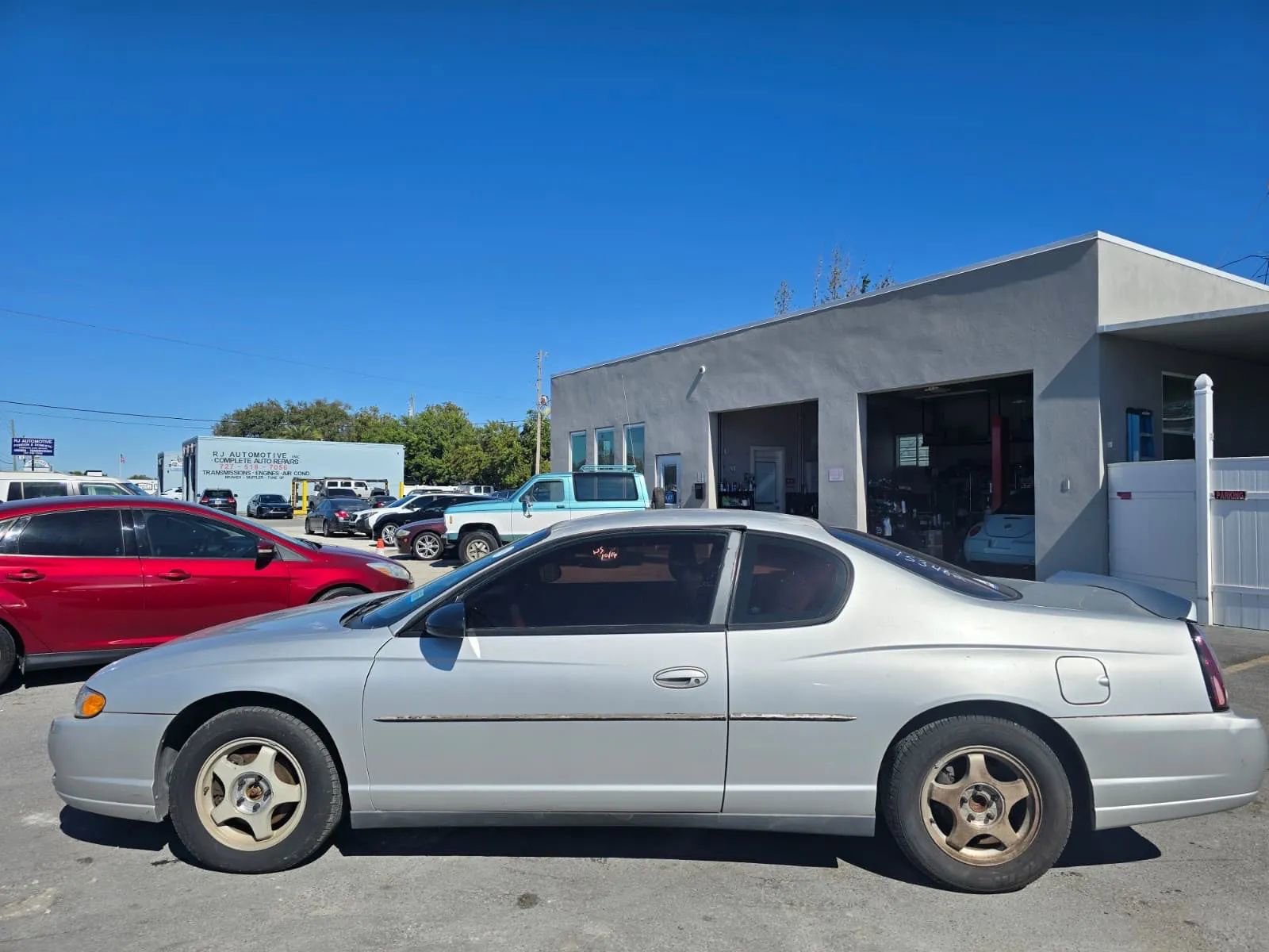 Used 2004 Chevrolet Monte Carlo LS w/ Preferred Equipment Group FWD image 5