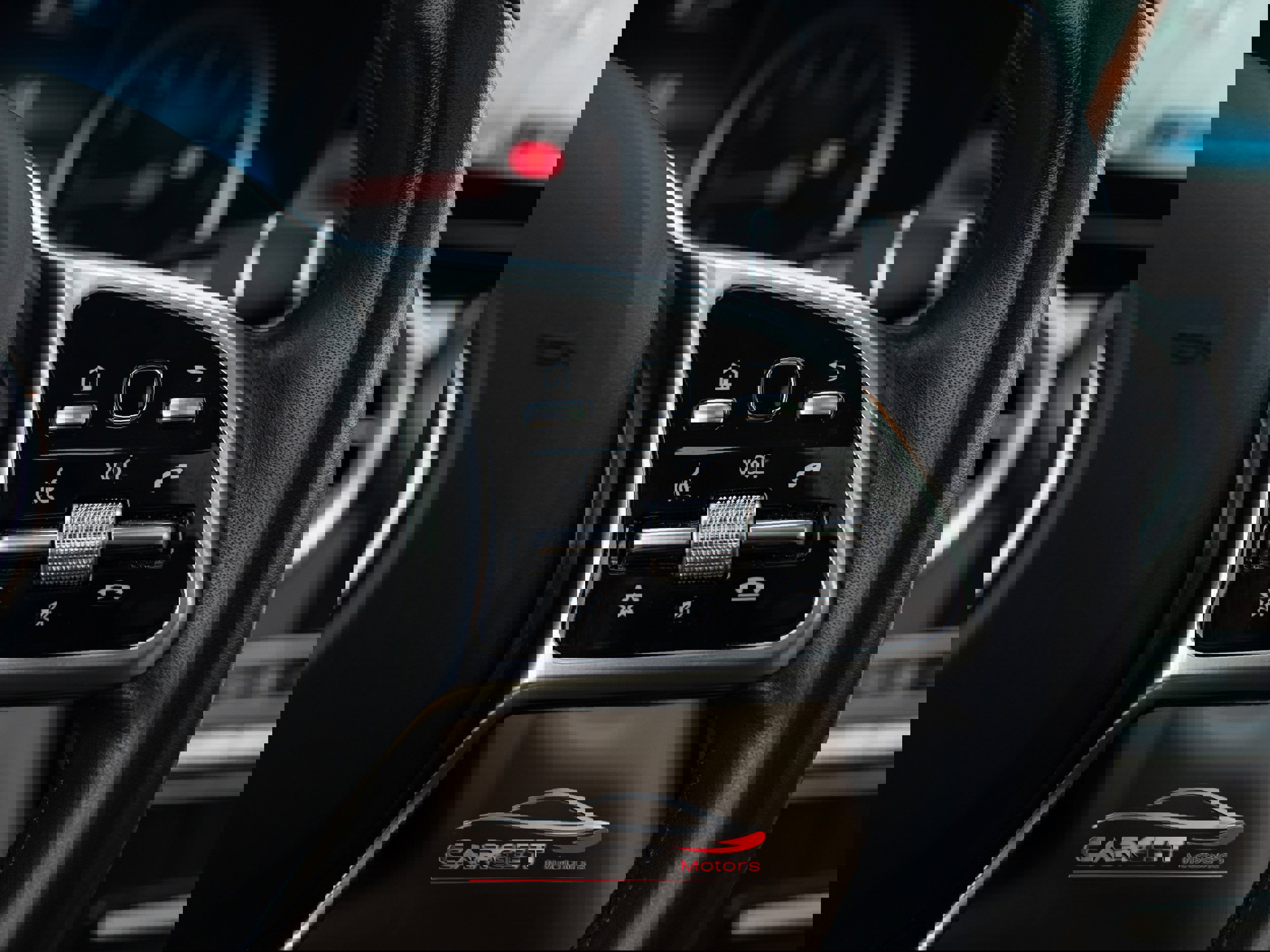 Used 2020 Mercedes-Benz GLC 300 4MATIC image 25