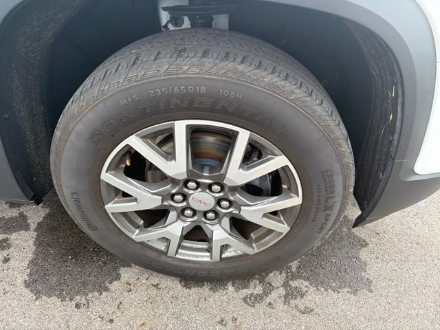 Used 2020 GMC Acadia SLE w/ Driver Convenience Package FWD image 4