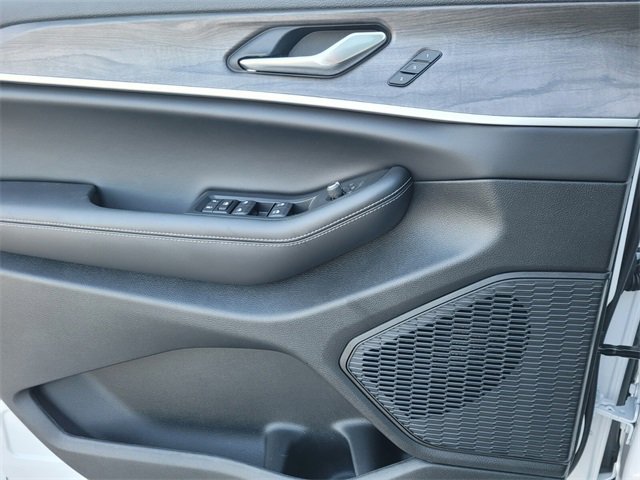 New 2025 Jeep Grand Cherokee Limited image 22