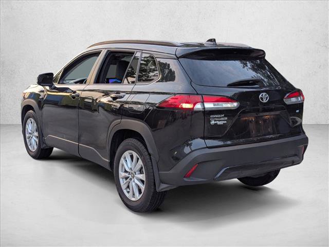 Used 2024 Toyota Corolla Cross LE w/ Moonroof Package FWD image 7