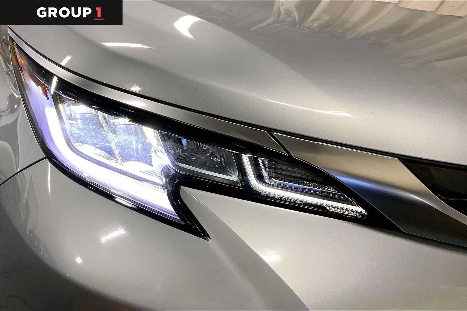 Certified 2024 Toyota Sienna Limited AWD/4WD image 28
