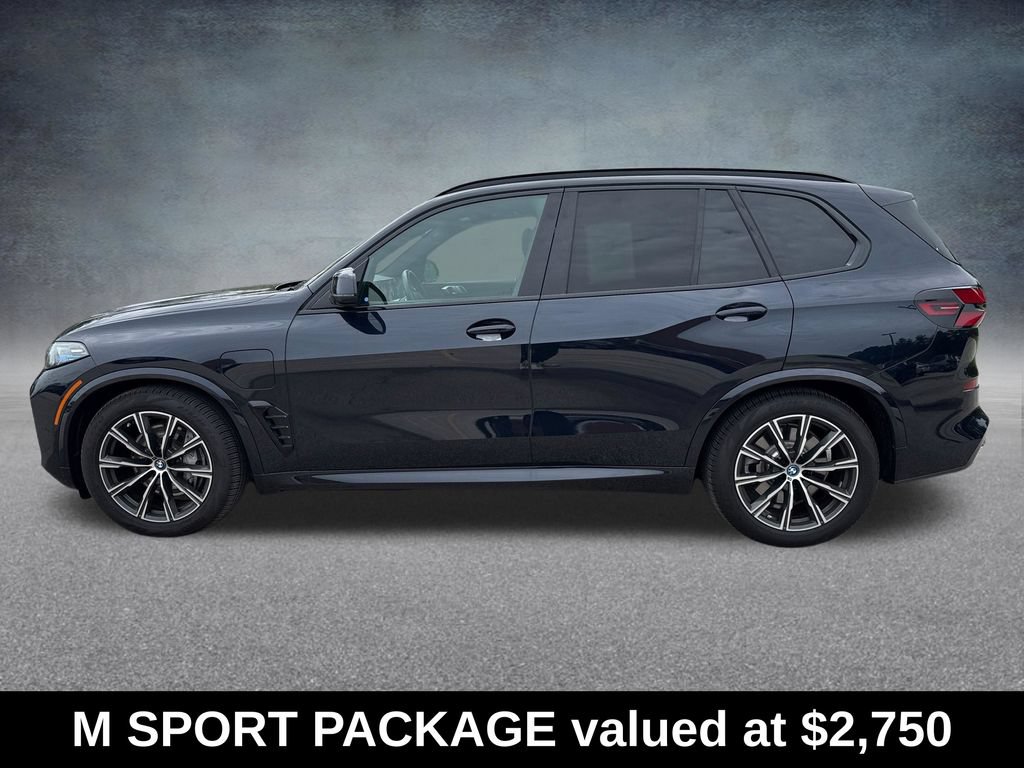 Used 2025 BMW X5 xDrive50e w/ M Sport Package AWD/4WD image 3