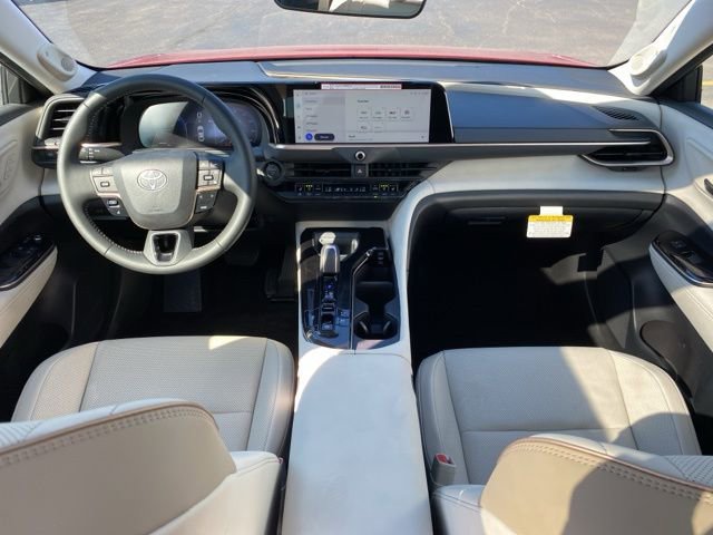 New 2025 Toyota Crown Limited image 2