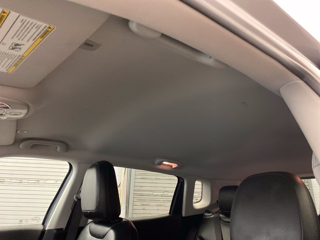 Used 2018 Jeep Compass Limited w/ Navigation Group FWD image 16