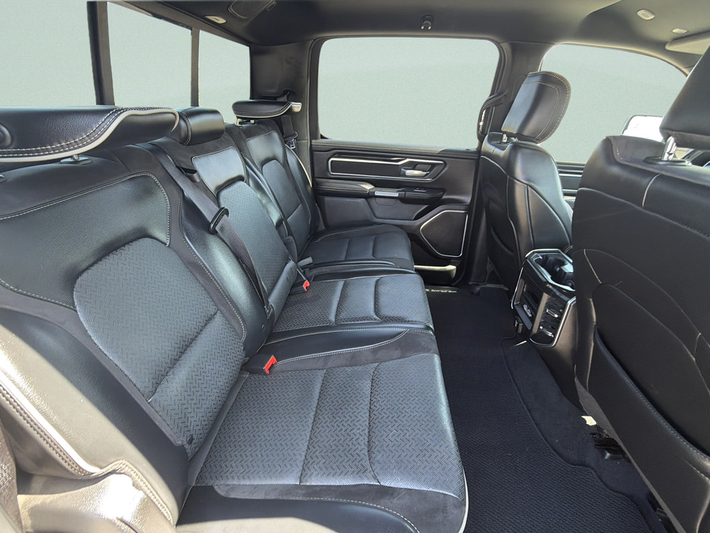 Used 2019 RAM 1500 Laramie w/ Sport Appearance Package AWD/4WD image 12