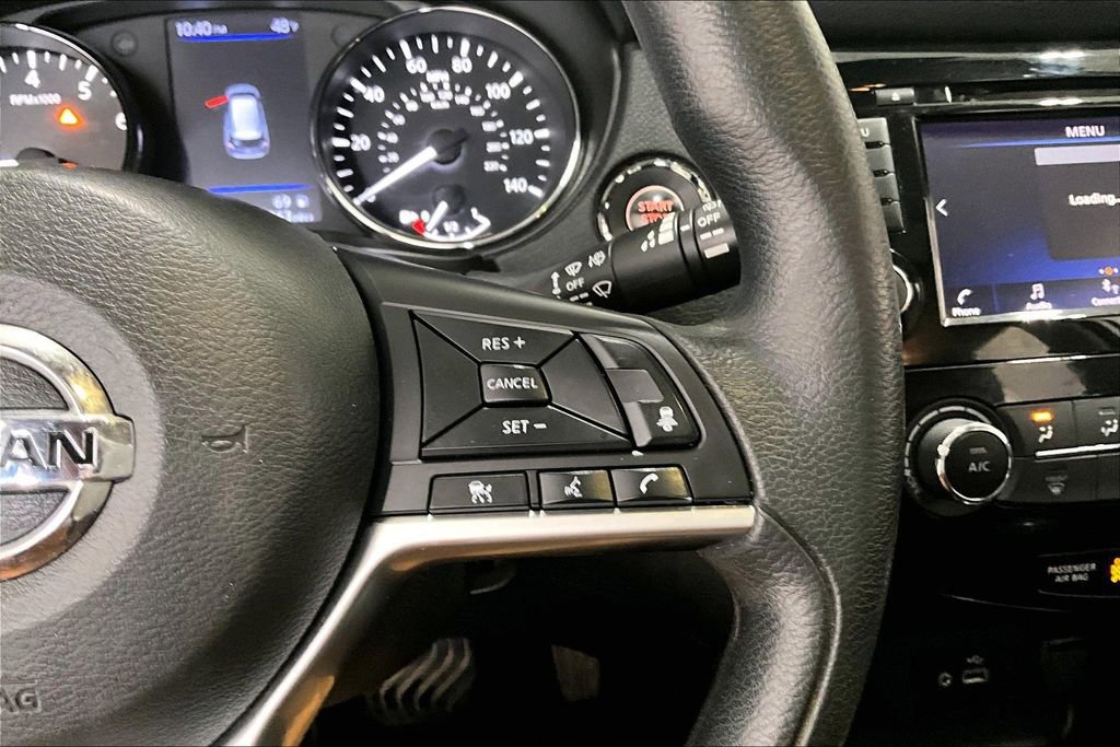 Used 2019 Nissan Rogue SV AWD/4WD image 12