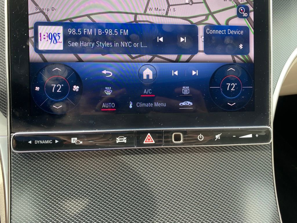 Used 2024 Mercedes-Benz GLC 300 image 22