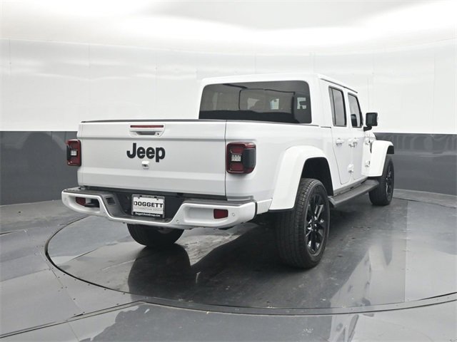 Used 2023 Jeep Gladiator Overland image 26