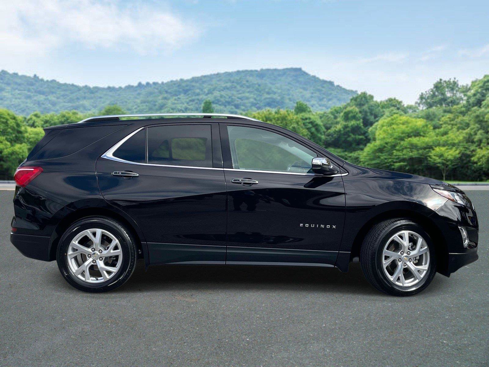Used 2019 Chevrolet Equinox Premier FWD image 2