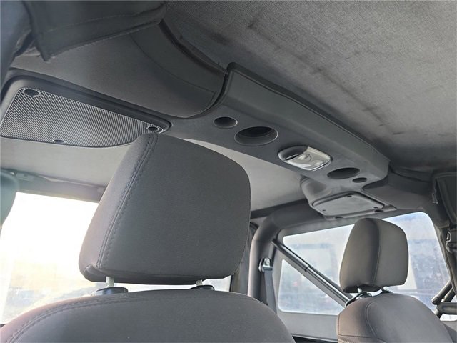 Used 2015 Jeep Wrangler Sport image 24