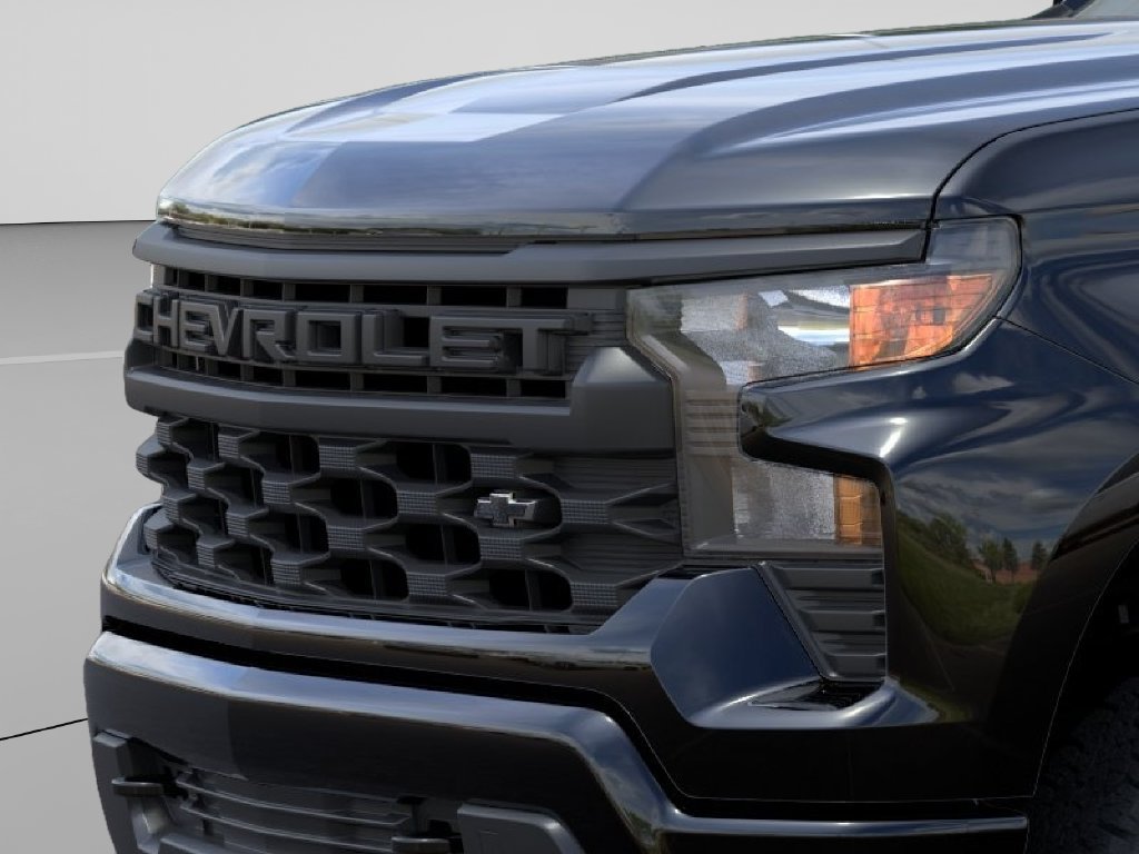New 2026 Chevrolet Silverado 1500 Custom w/ LPO, Dark Essentials Package AWD/4WD image 13