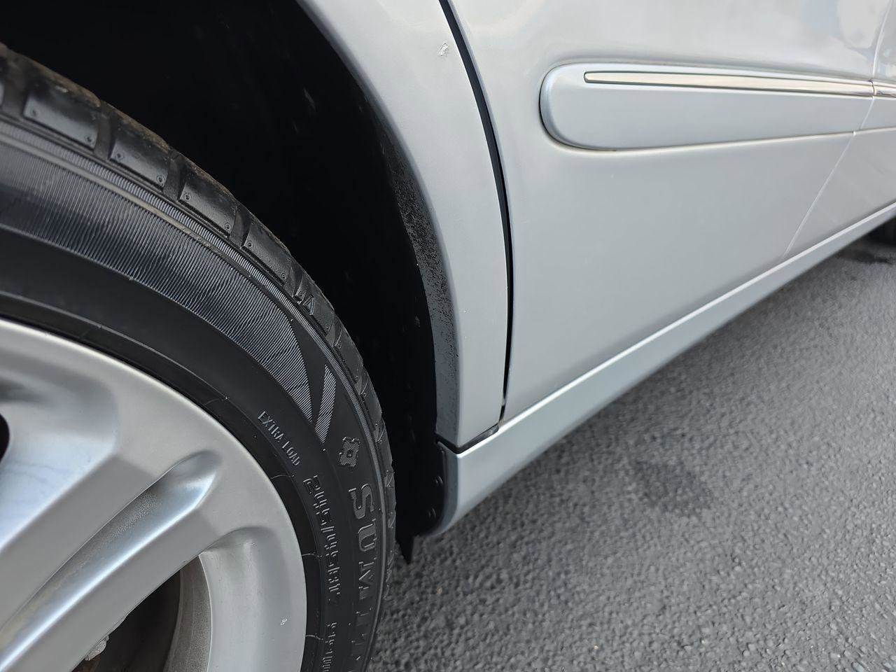 Used 2006 Mercedes-Benz E 350 4MATIC Sedan w/ Premium Pkg image 24