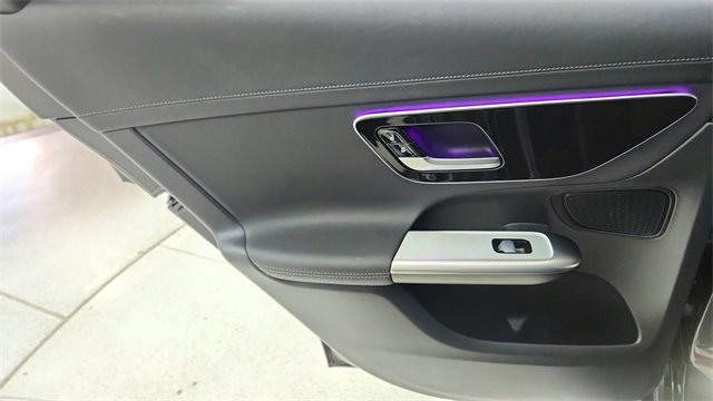 Used 2024 Mercedes-Benz GLC 300 4MATIC w/ AMG Line image 31