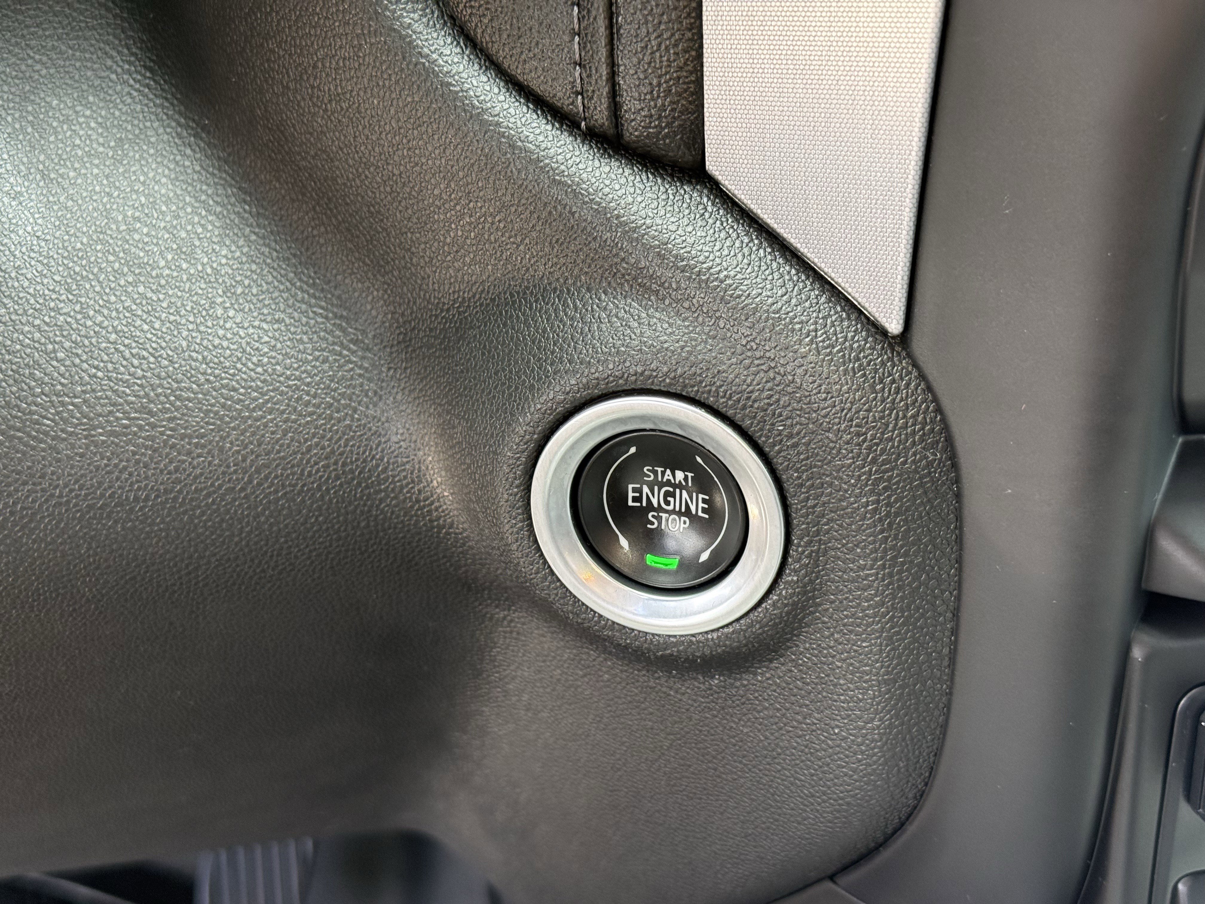 Used 2022 GMC Sierra 1500 Elevation w/ Preferred Package AWD/4WD image 22