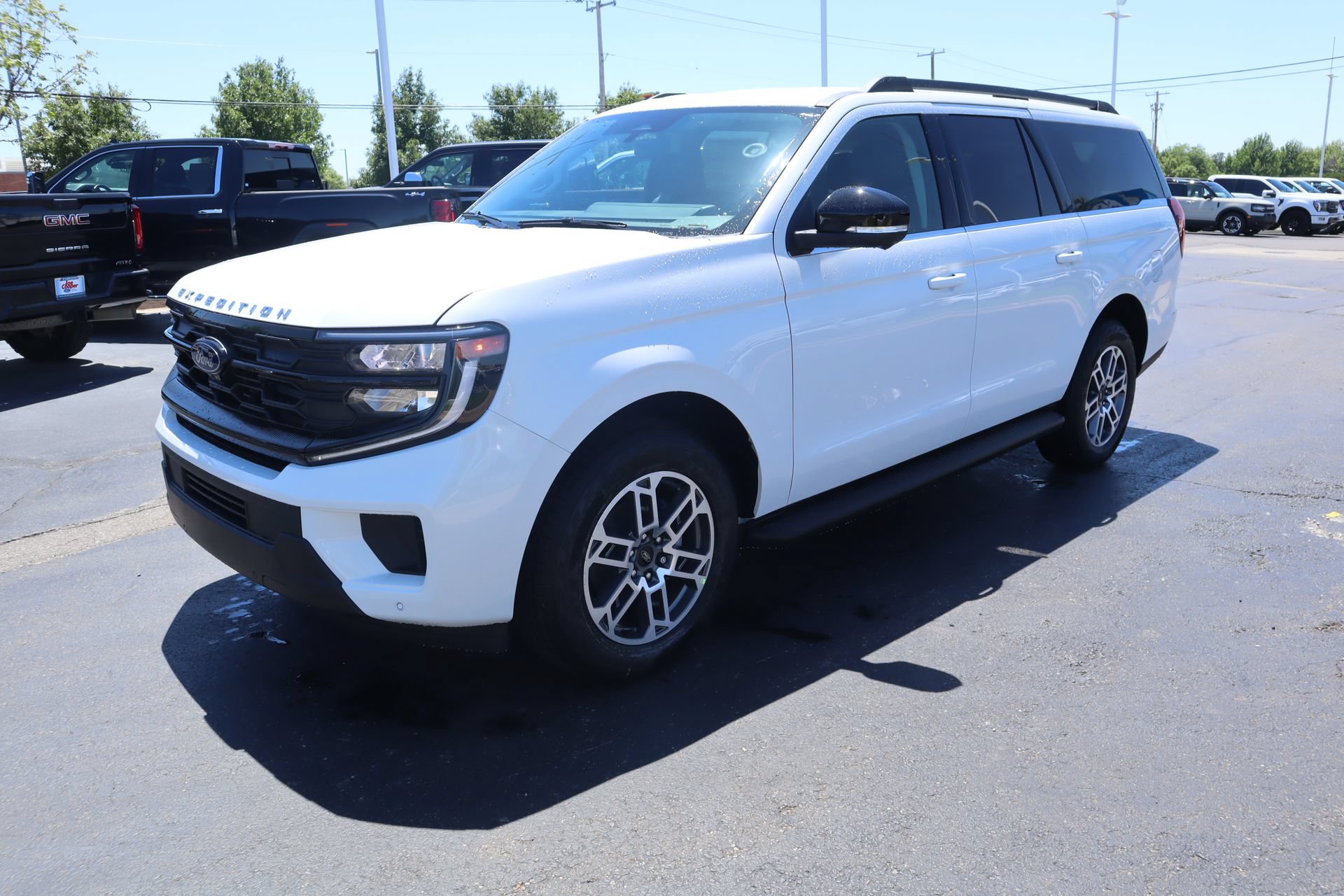 New 2026 Ford Expedition Max Active AWD/4WD image 10