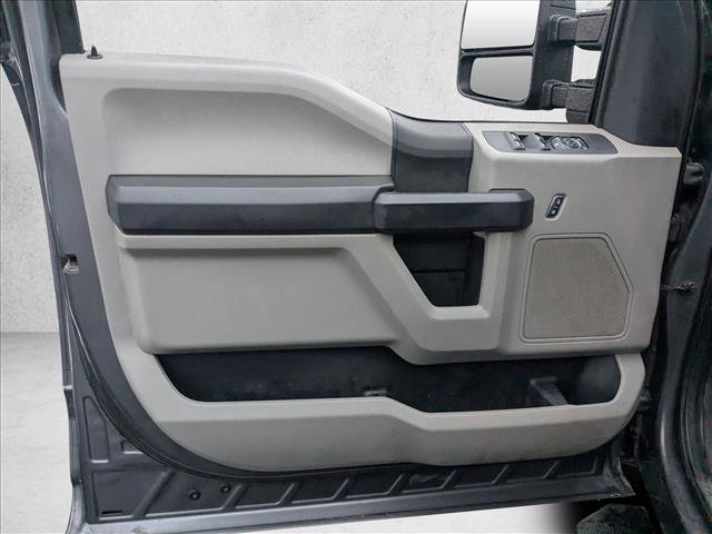 Used 2021 Ford F250 4x4 Crew Cab Super Duty image 12