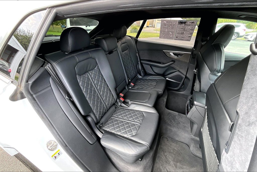 Used 2023 Audi SQ8 Prestige AWD/4WD image 27