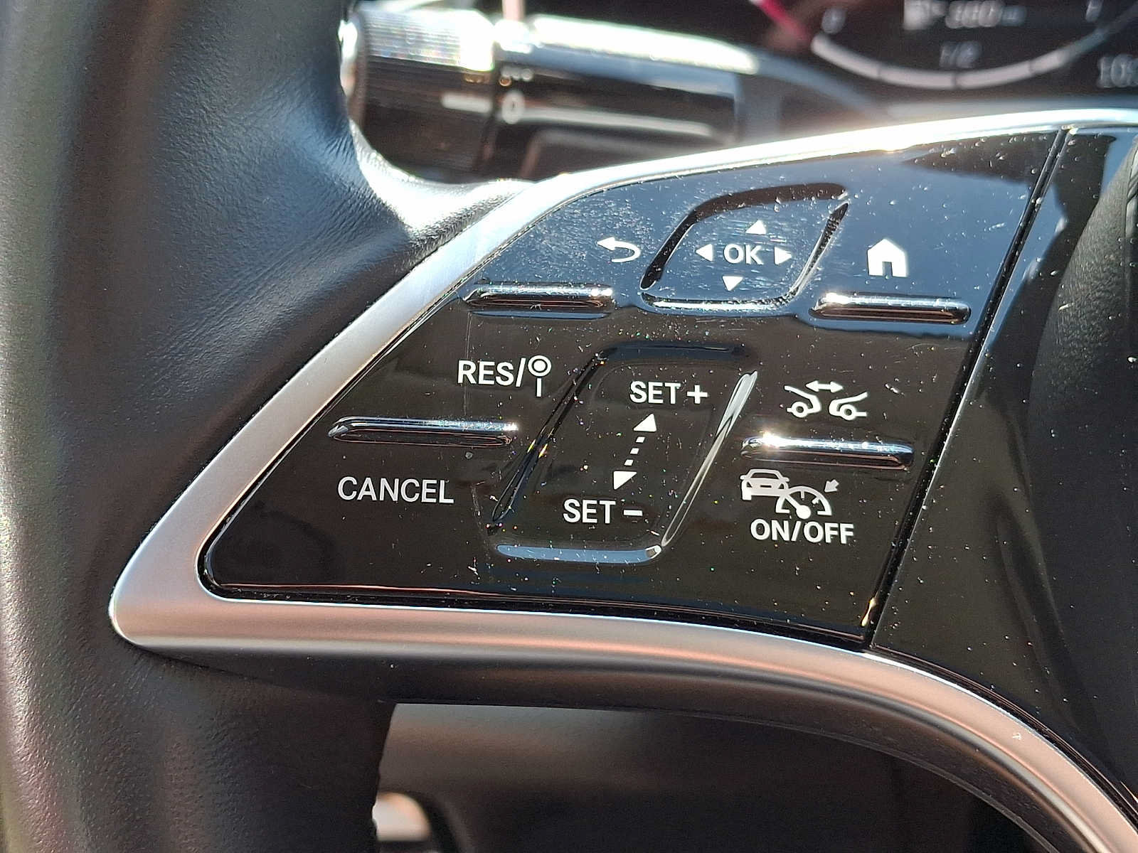 Certified 2024 Mercedes-Benz E 350 4MATIC Sedan image 16