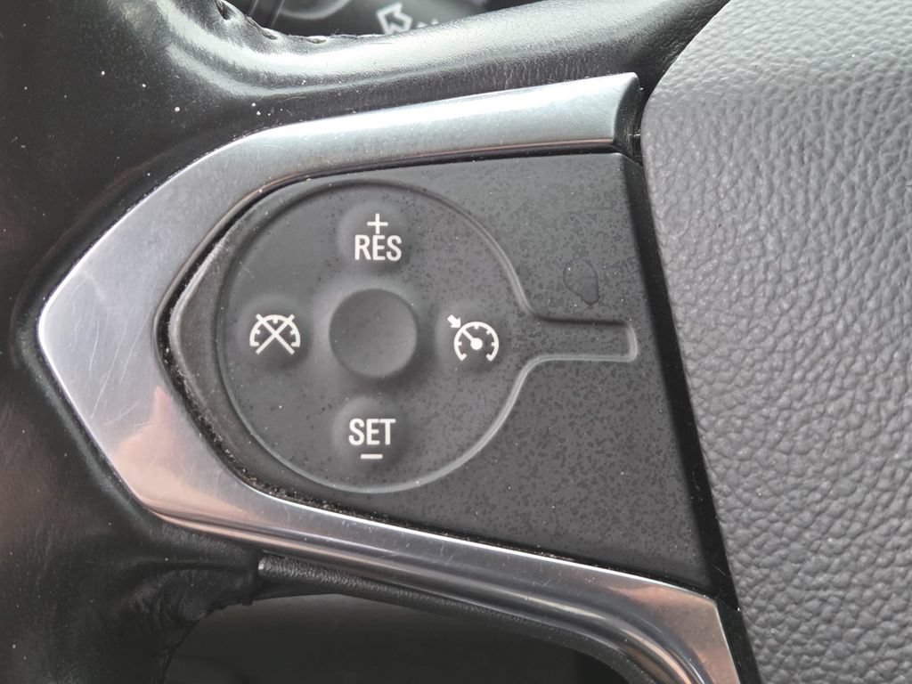 Used 2019 Chevrolet Traverse RS FWD image 8