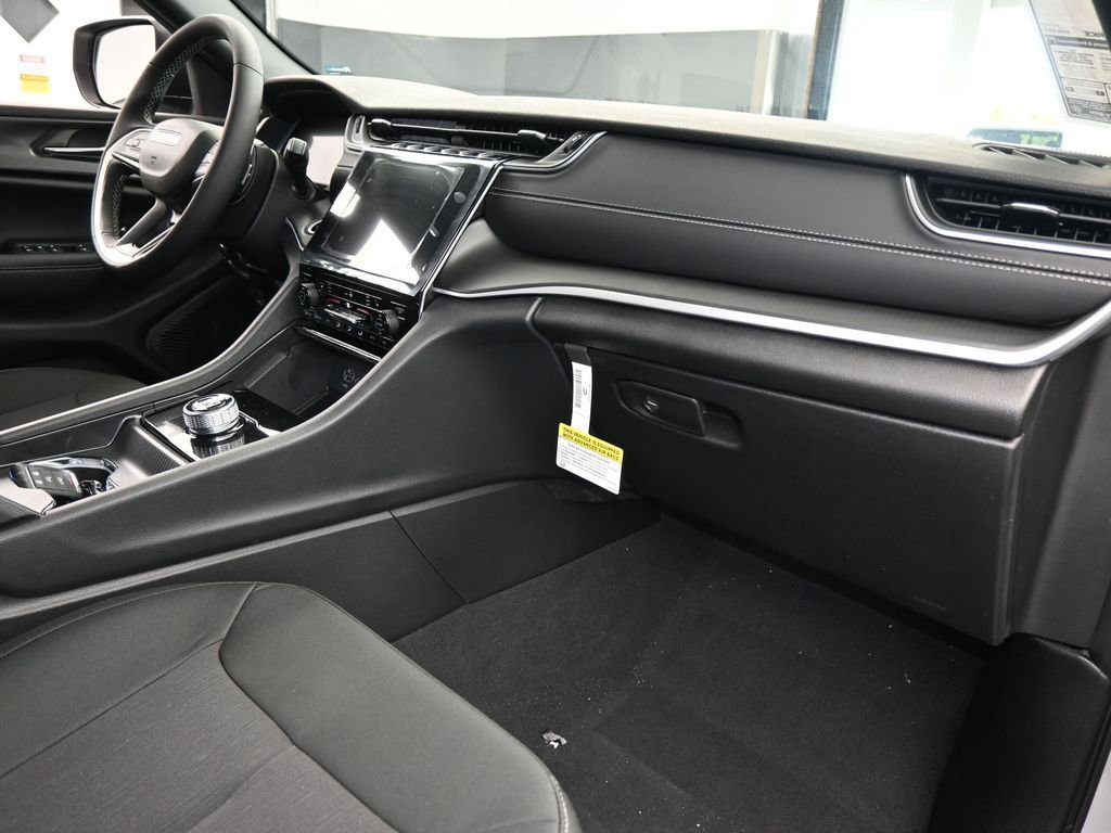 New 2026 Jeep Grand Cherokee Laredo X image 39