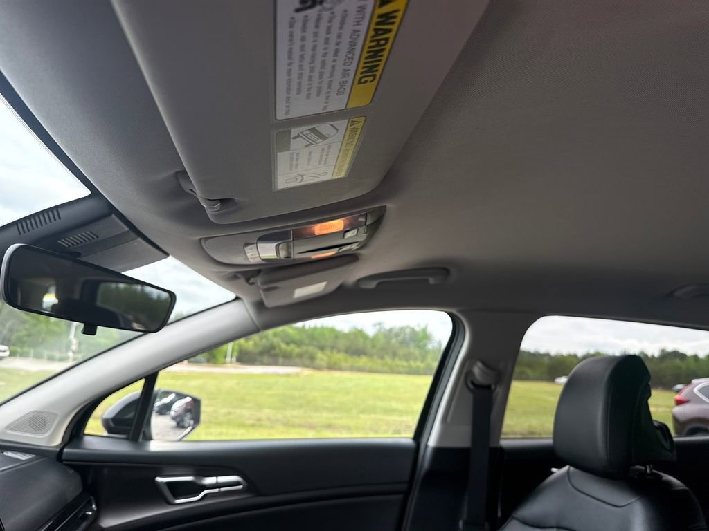Used 2023 Kia Sportage EX FWD image 16