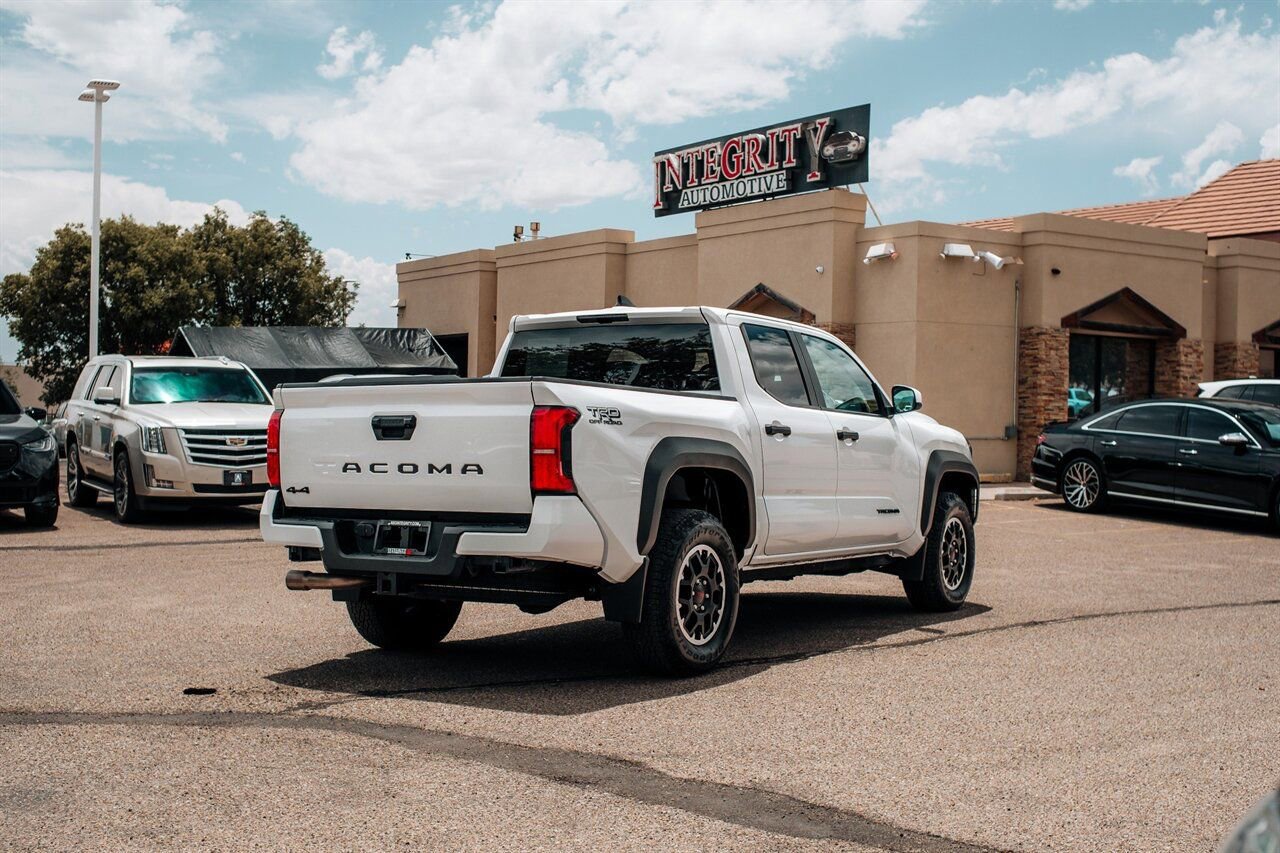 Used 2024 Toyota Tacoma TRD Off-Road AWD/4WD image 7