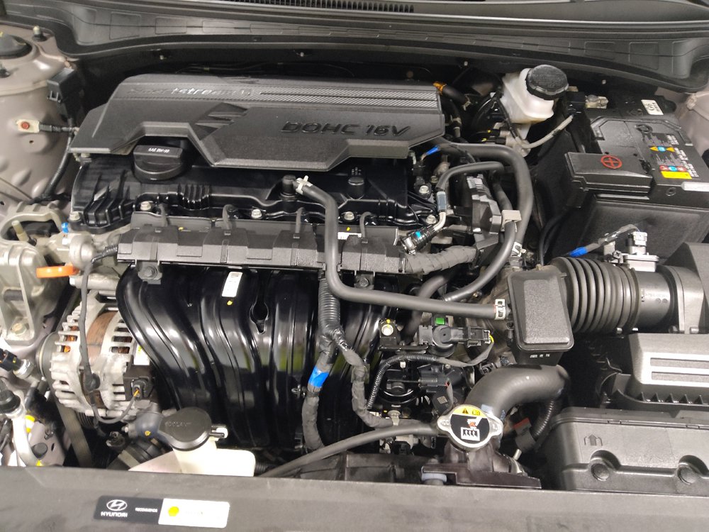 Used 2023 Hyundai Elantra SEL FWD image 30