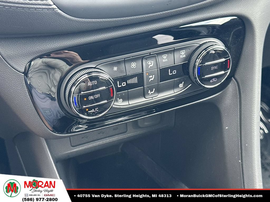 Certified 2023 Buick Encore GX Select AWD/4WD image 26