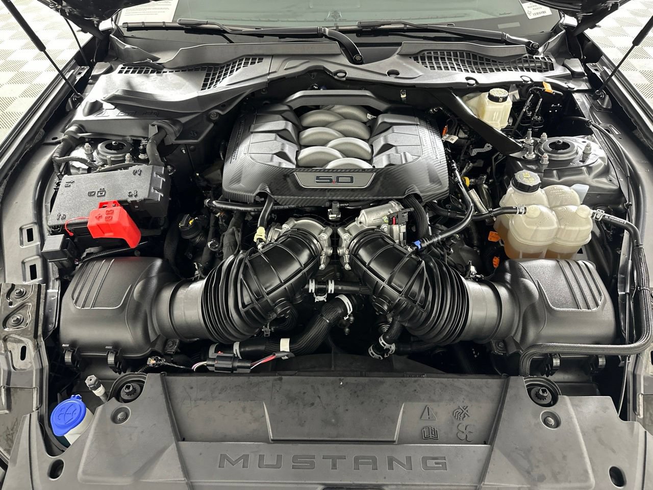 Used 2024 Ford Mustang GT Premium RWD image 32