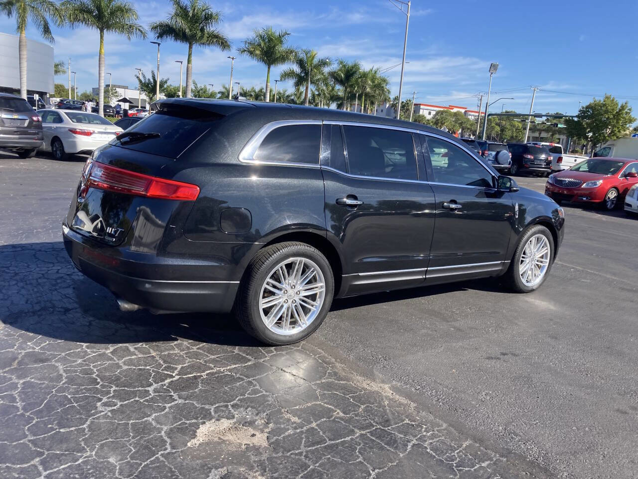 Used 2015 Lincoln MKT AWD w/ Equipment Group 201A image 3