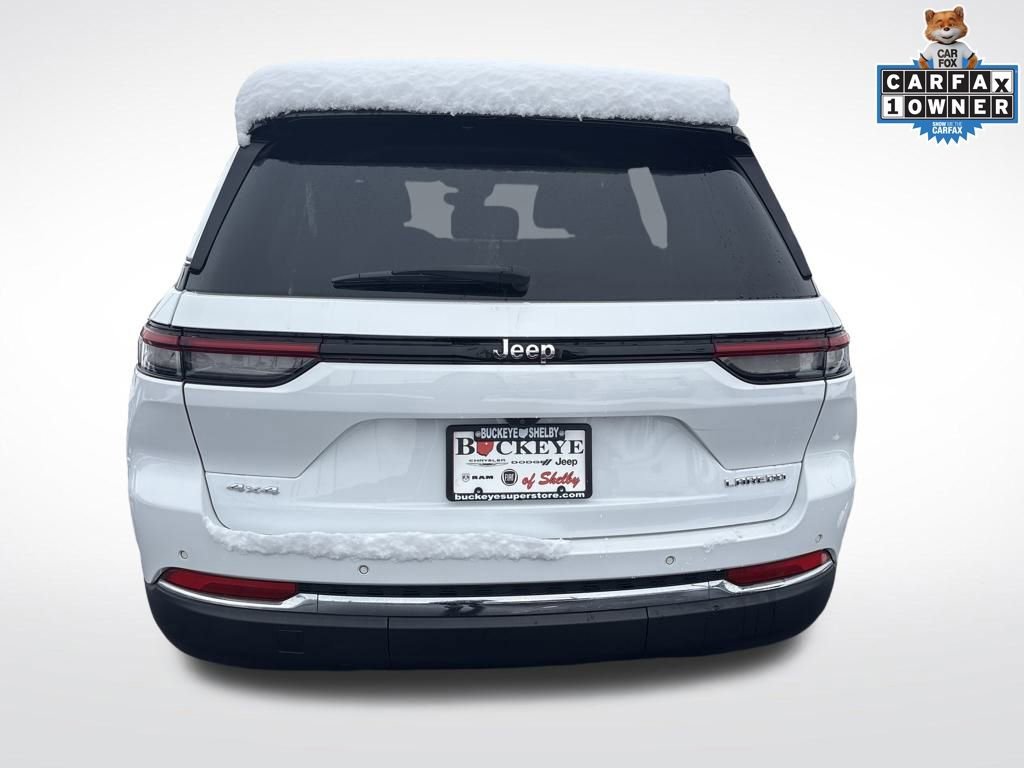 Certified 2022 Jeep Grand Cherokee Laredo w/ Luxury Tech Group I image 5