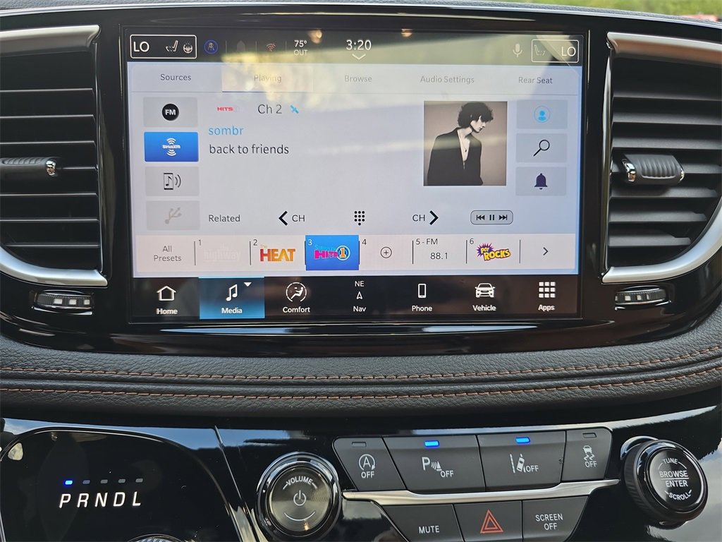 New 2026 Chrysler Pacifica Pinnacle w/ Trailer Tow Group image 23