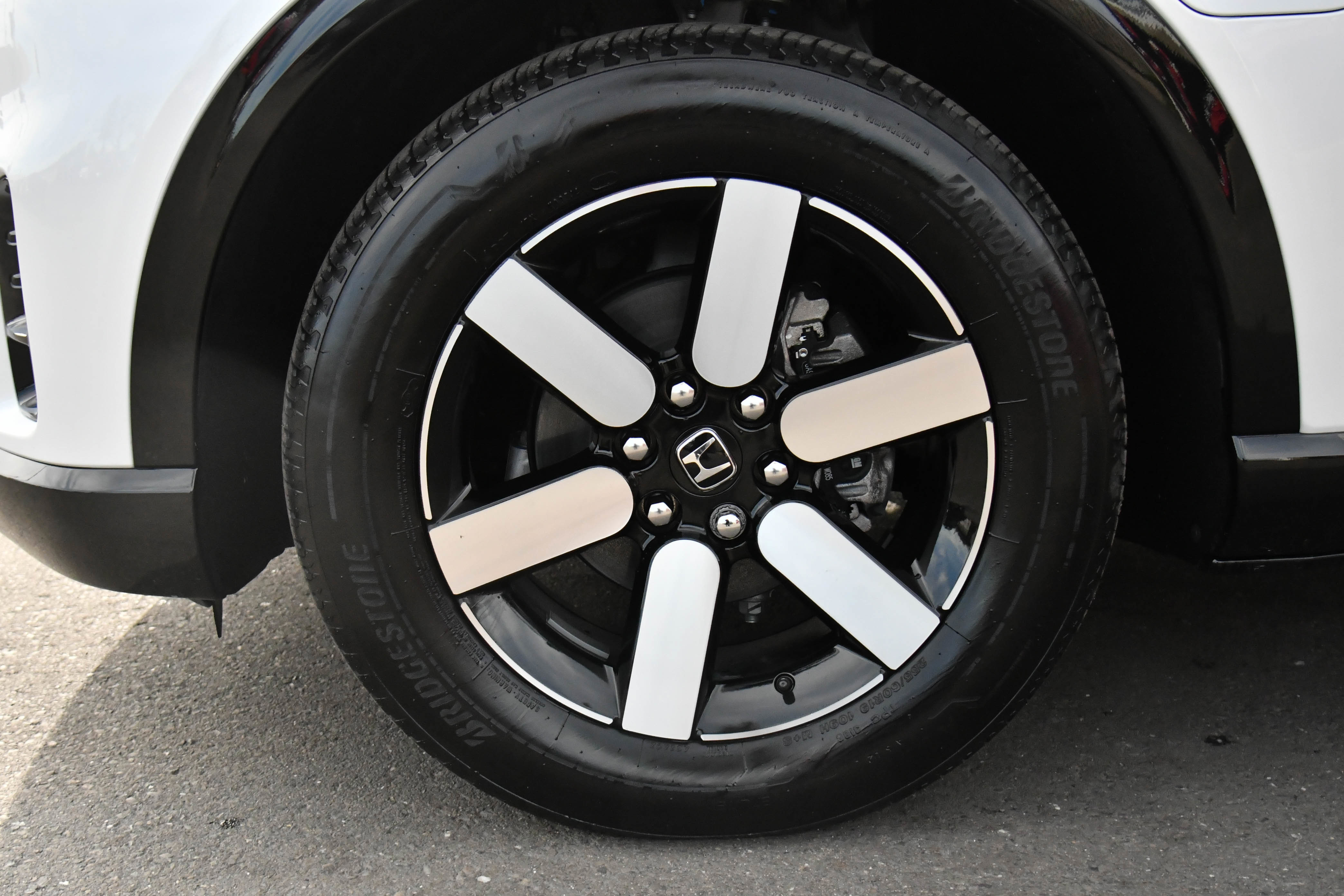 Used 2024 Honda Prologue Touring image 12