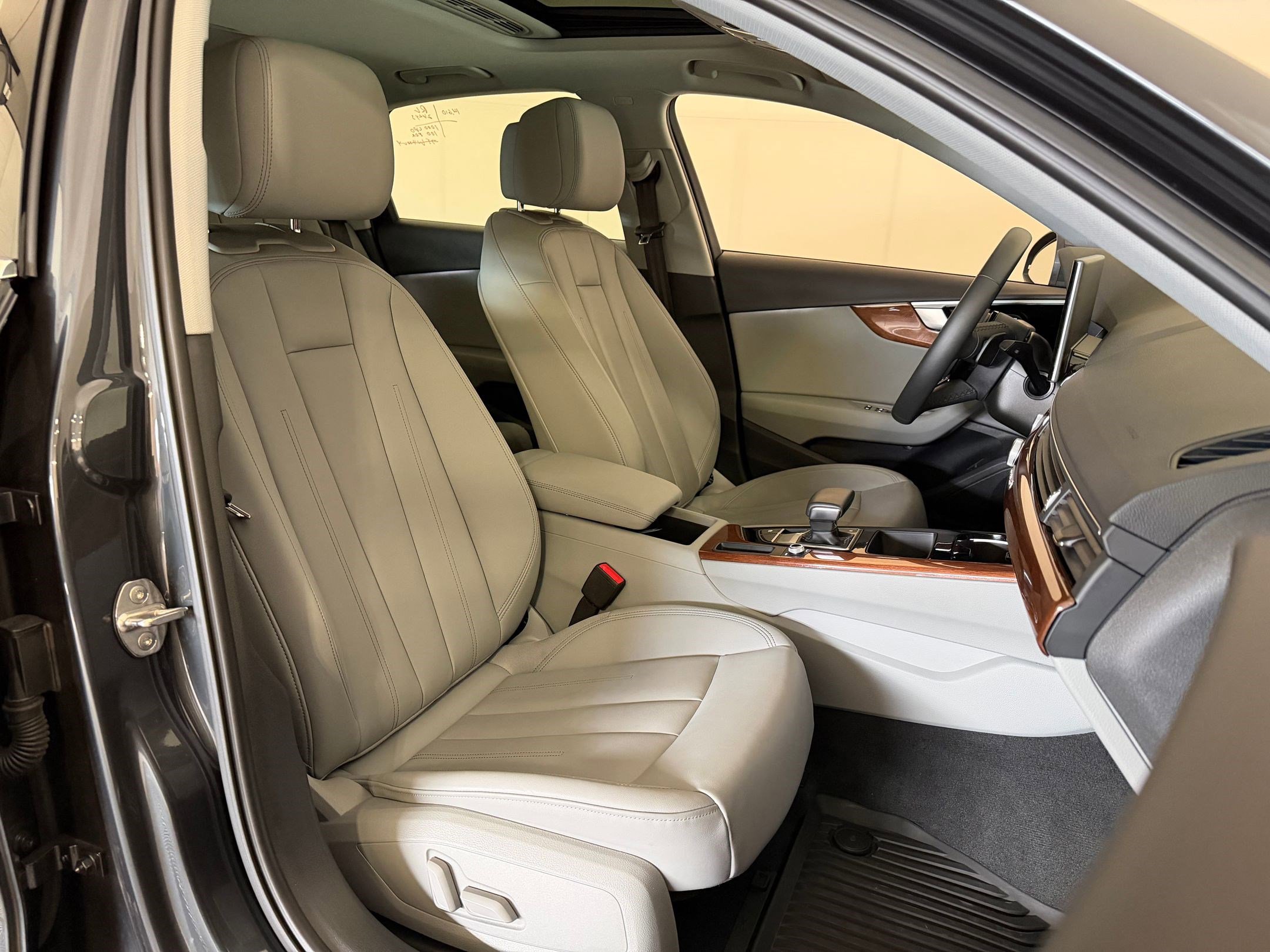 Certified 2023 Audi A4 2.0T Premium w/ Convenience Package image 32