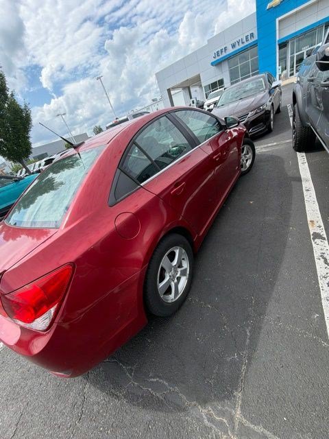 Used 2014 Chevrolet Cruze LT w/ RS Package FWD image 4