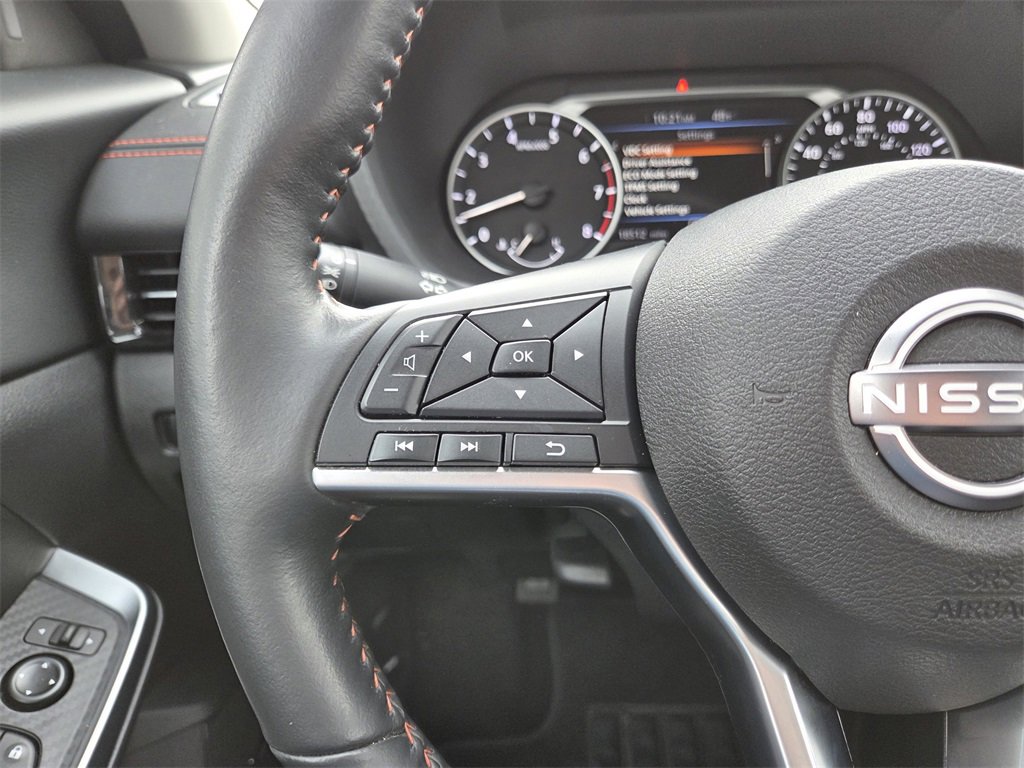 Used 2025 Nissan Sentra SR w/ SR Premium Package image 22
