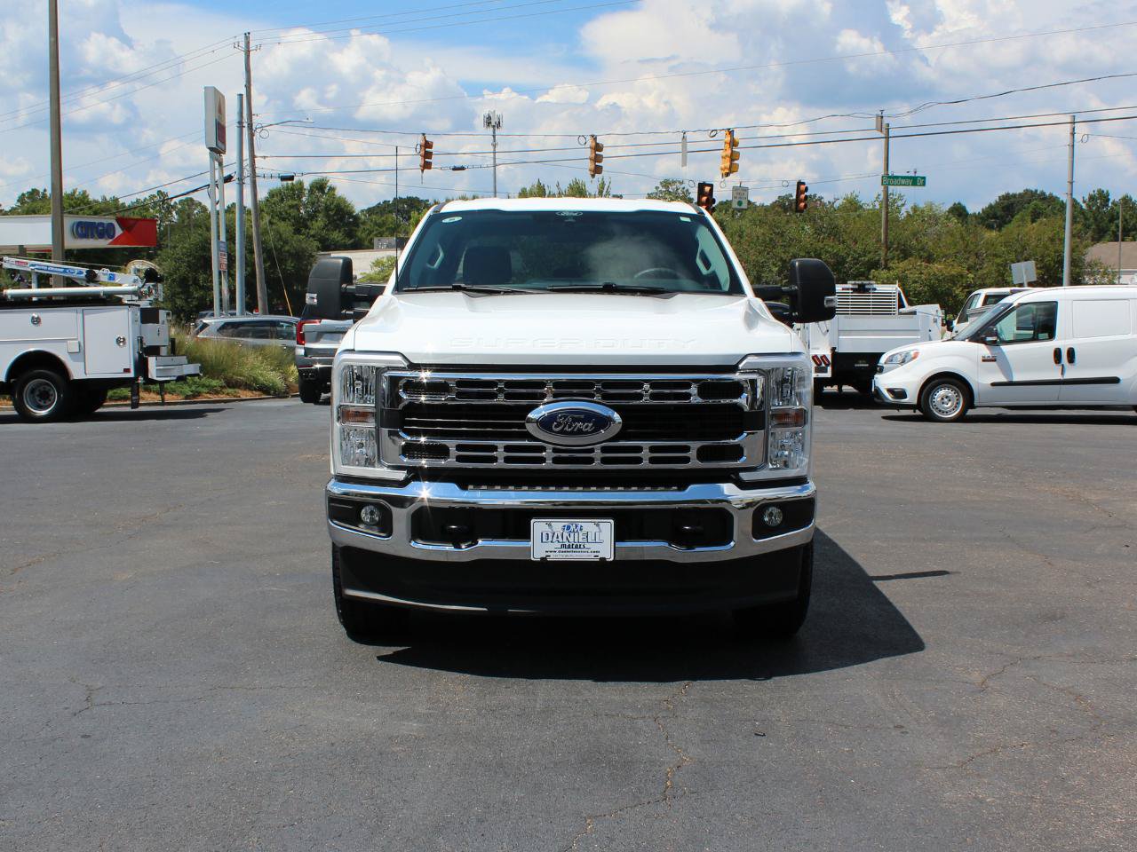 Used 2025 Ford F350 XLT AWD/4WD image 8