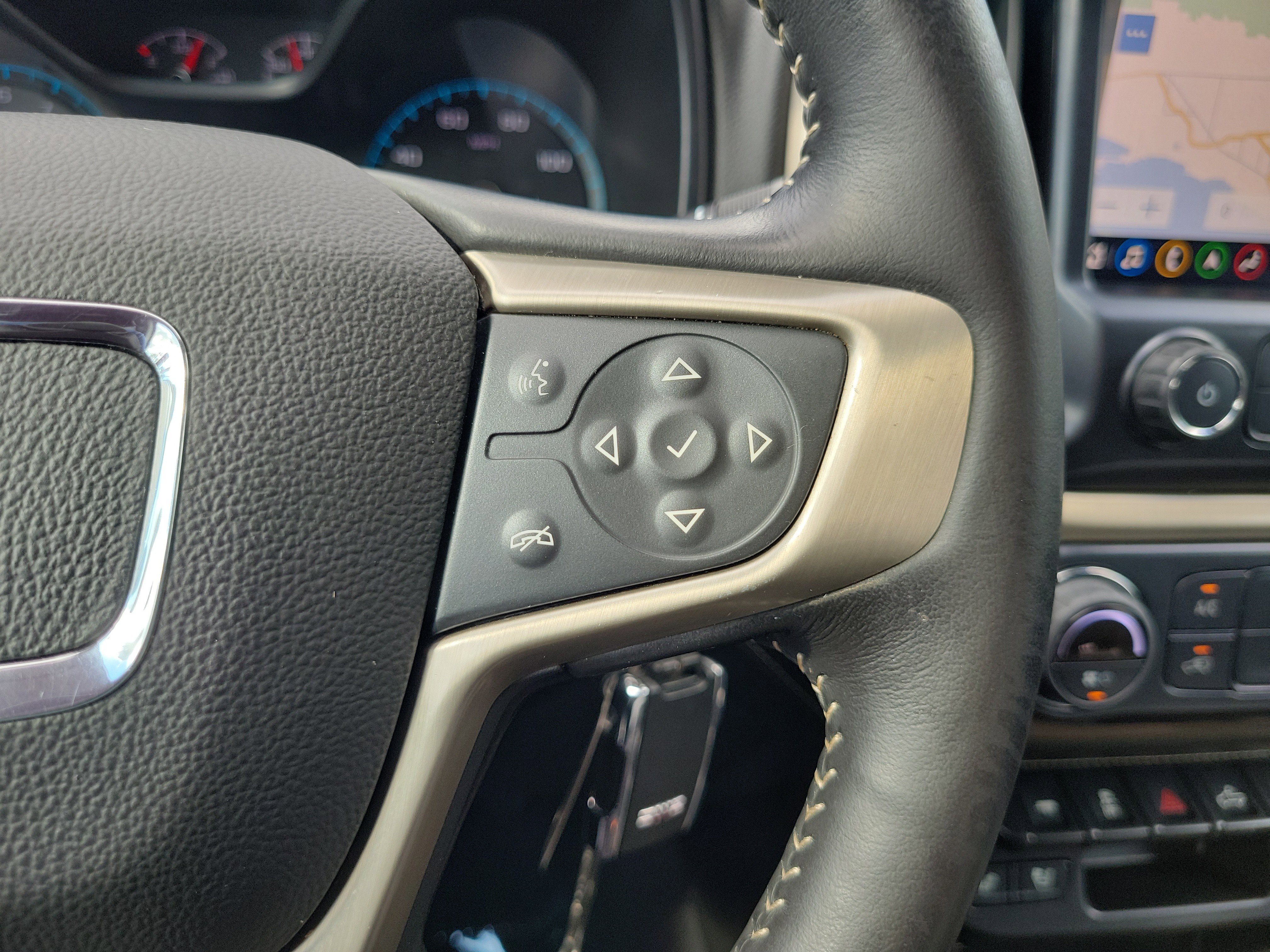 Used 2022 GMC Canyon Denali image 20