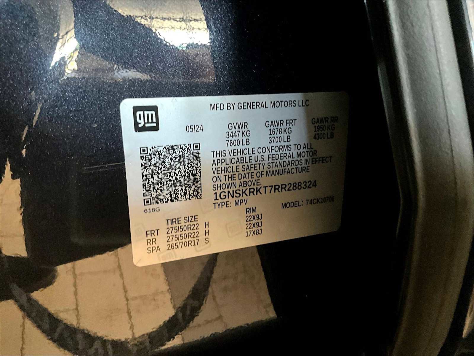 Used 2024 Chevrolet Tahoe RST w/ Luxury Package AWD/4WD image 38